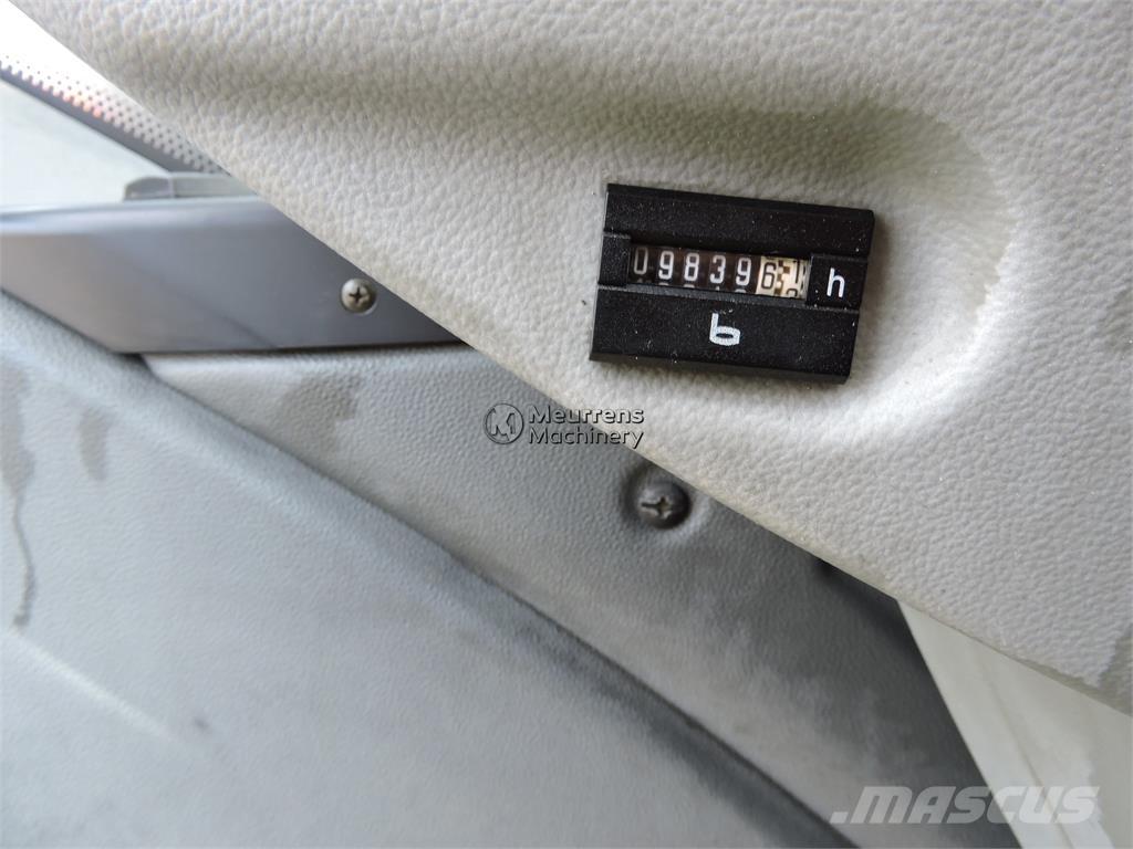 Liebherr R936LC 대형 굴삭기 29톤 이상