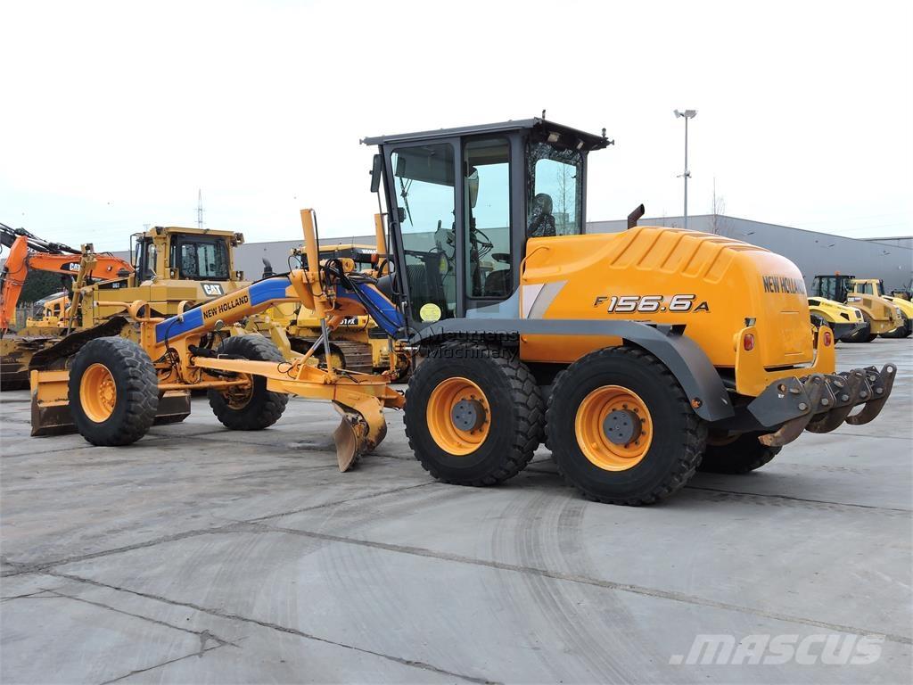 New Holland F156.6A 그레이더