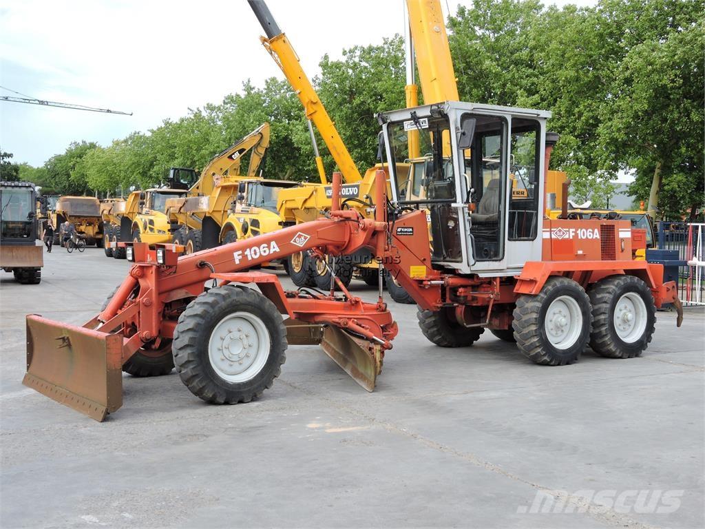 O&K F106A 그레이더