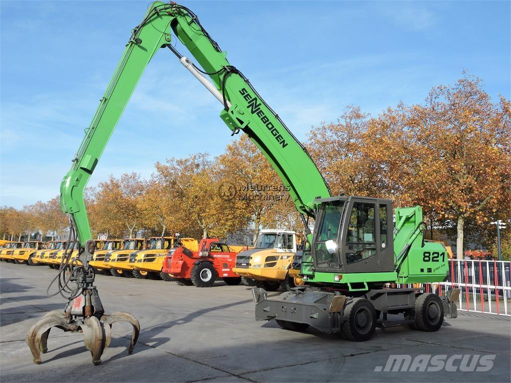 Sennebogen 821M 폐기물/산업 처리기