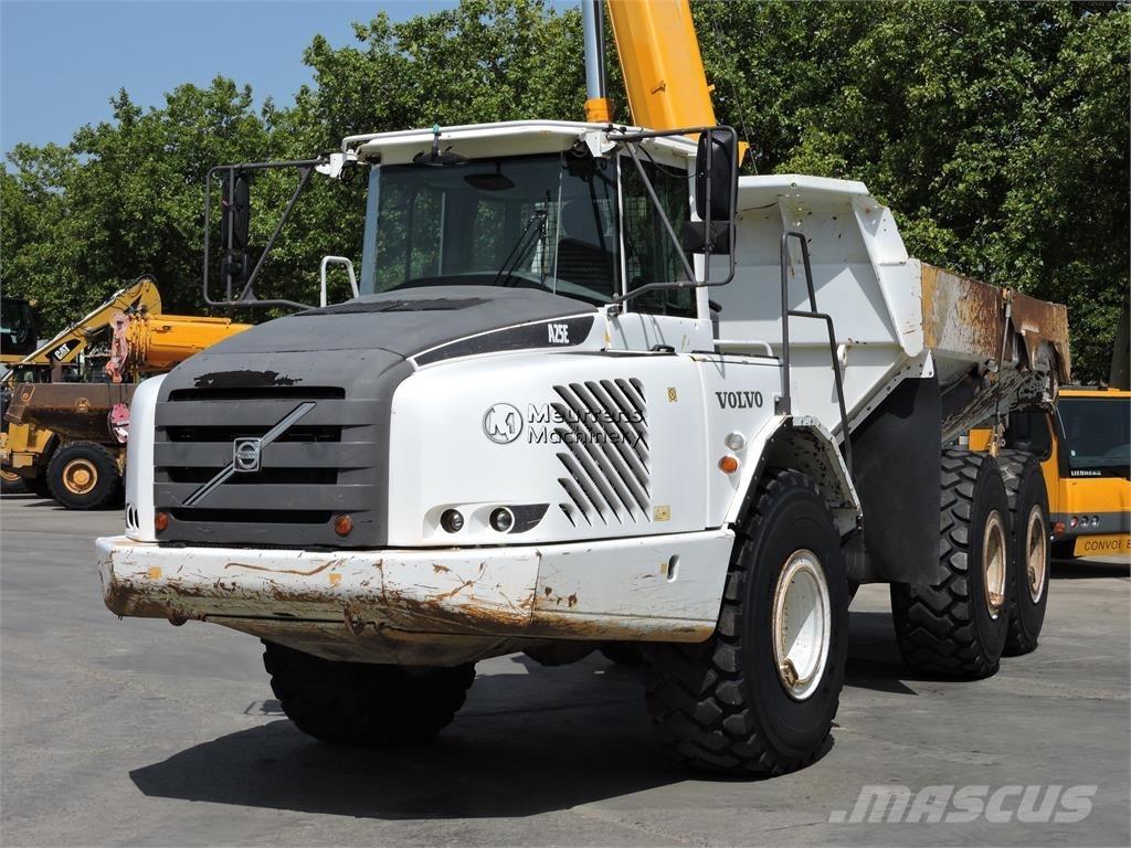 Volvo A25E 연결식 홀러