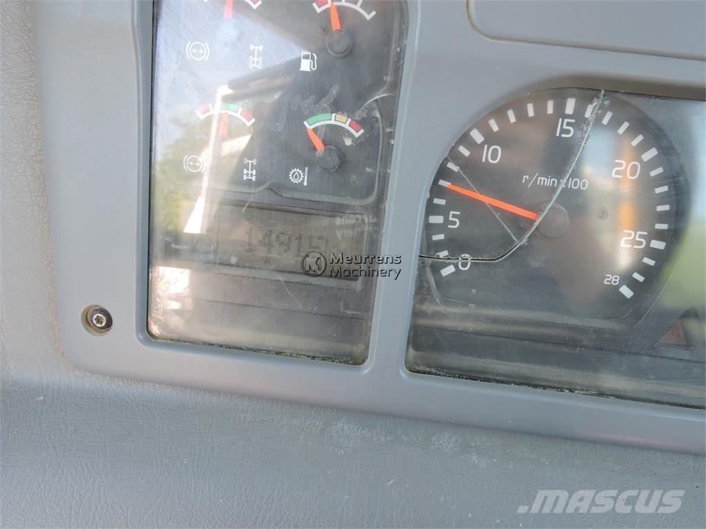 Volvo A25E 연결식 홀러