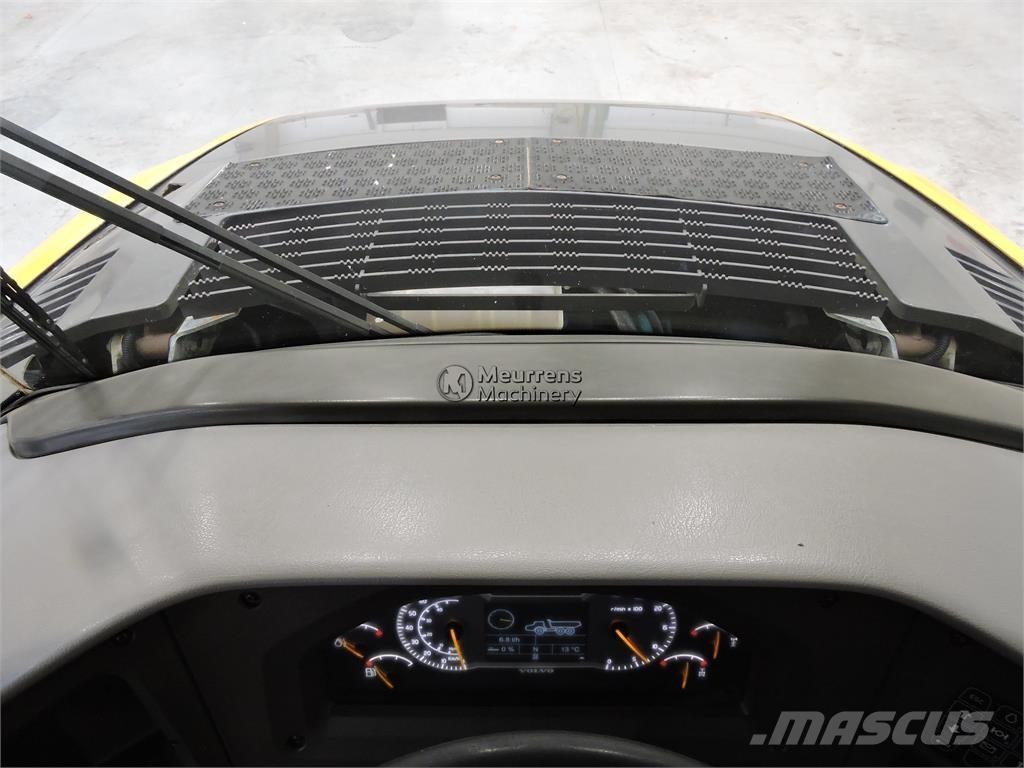 Volvo A30F 연결식 홀러