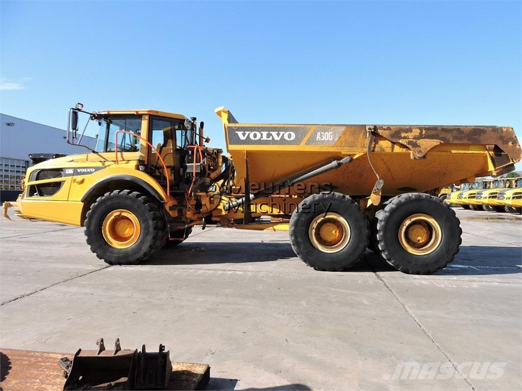 Volvo A30G 연결식 홀러