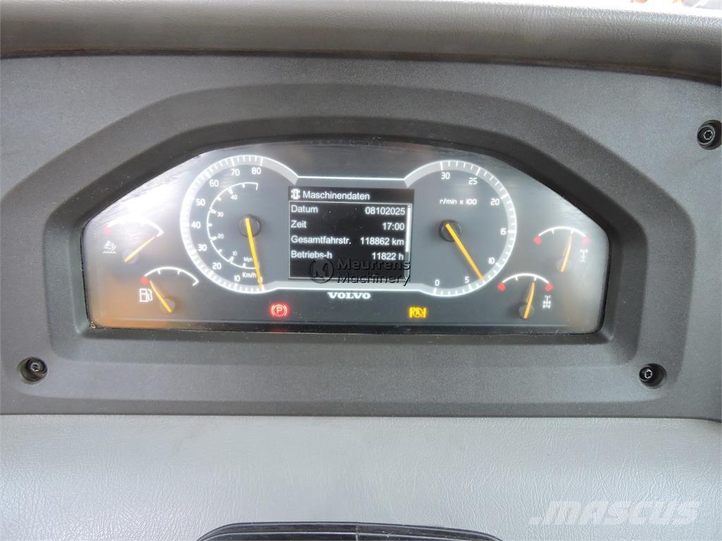 Volvo A30G 연결식 홀러