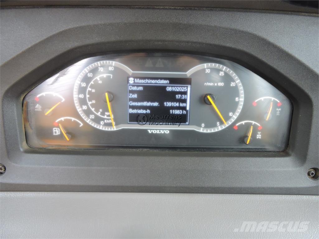 Volvo A30G 연결식 홀러