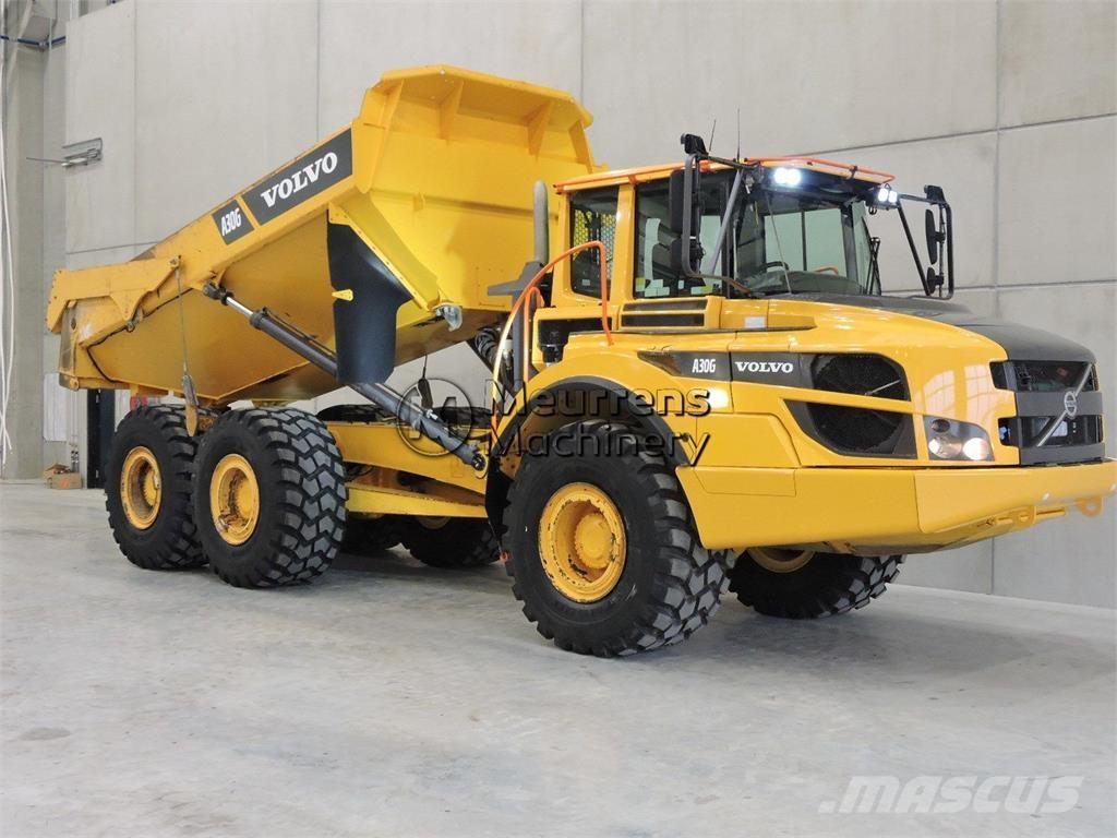 Volvo A30G 연결식 홀러