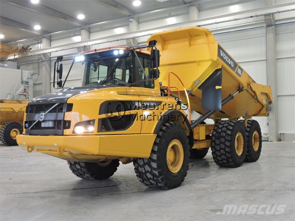 Volvo A30G 연결식 홀러