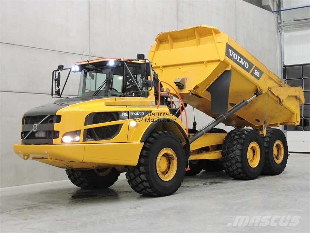 Volvo A30G 연결식 홀러