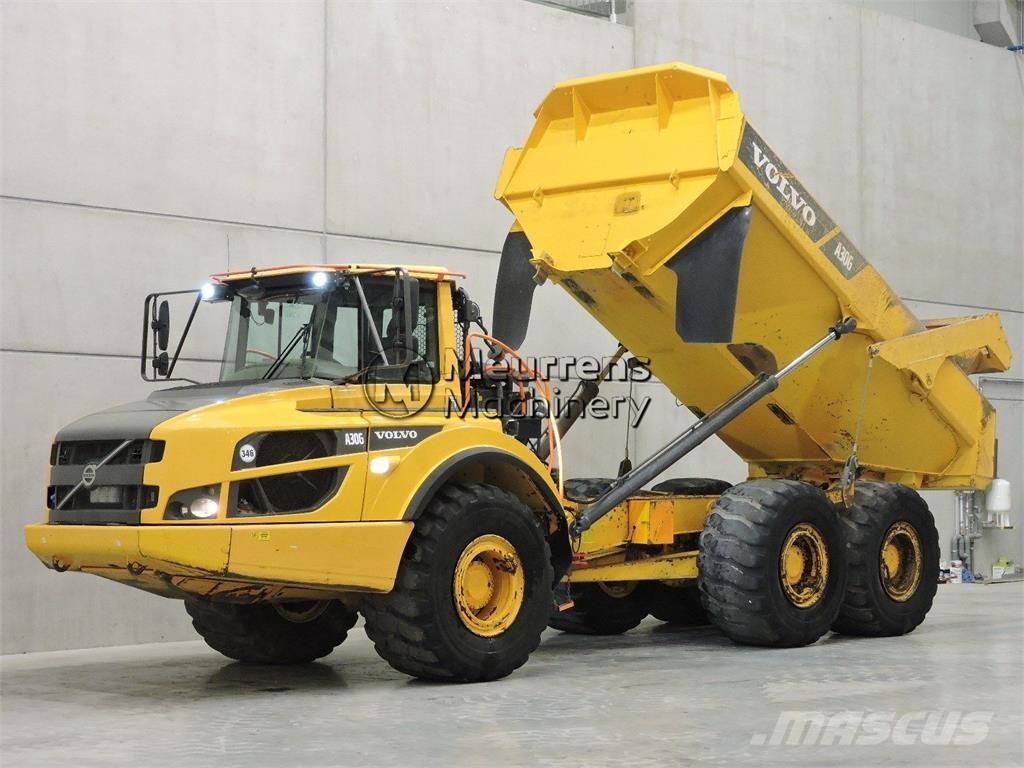 Volvo A30G 연결식 홀러