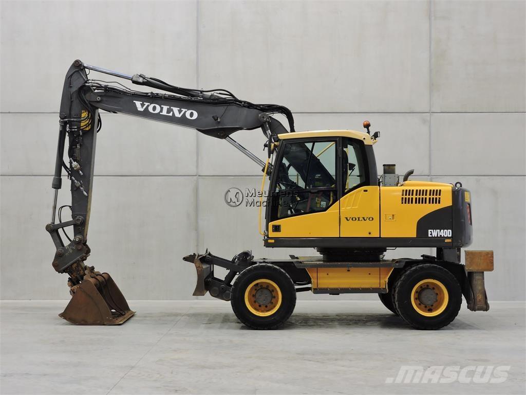 Volvo EW140C  휠 굴삭기