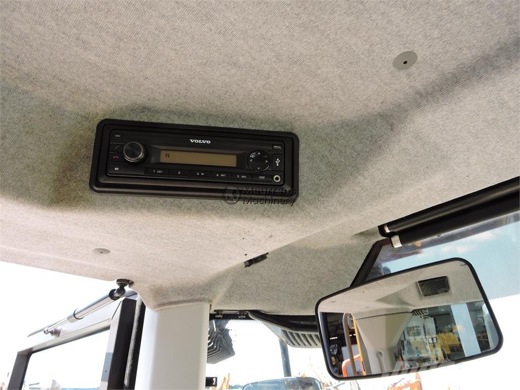 Volvo L120H  휠로우더