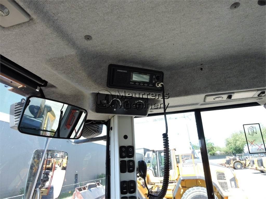 Volvo L120H  휠로우더