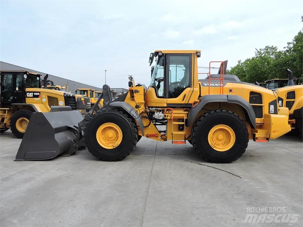 Volvo L120H + New bucket  휠로우더