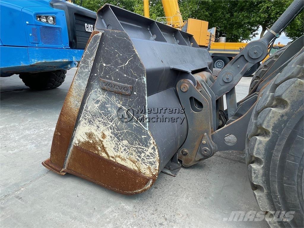 Volvo L150H  휠로우더
