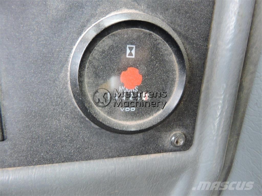 Volvo L180E  휠로우더