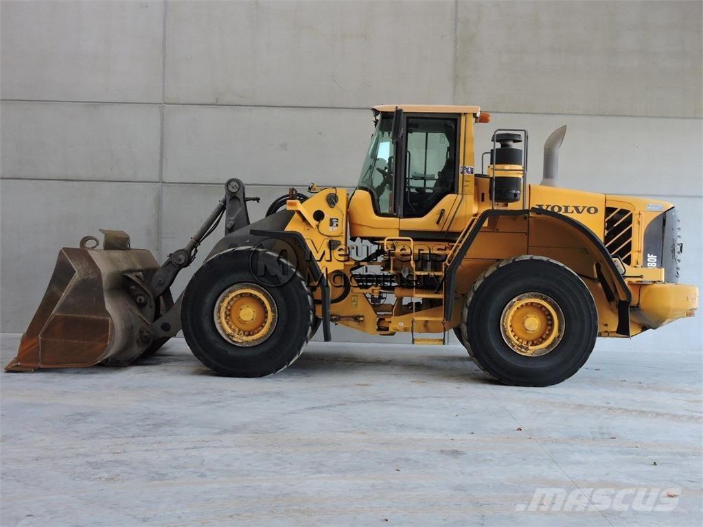 Volvo L180F  휠로우더