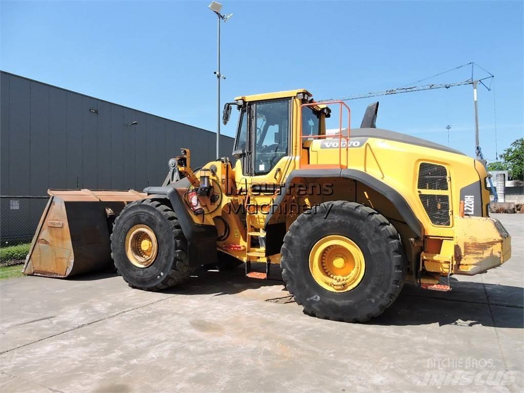 Volvo L220H  휠로우더