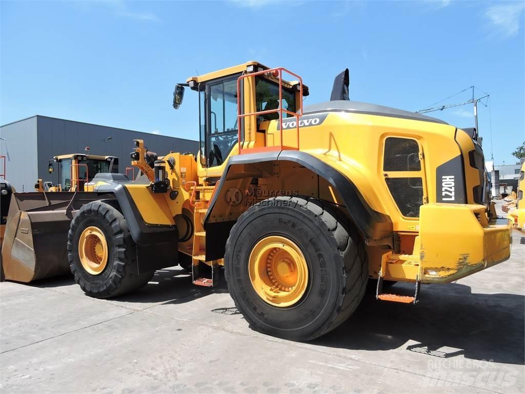 Volvo L220H  휠로우더