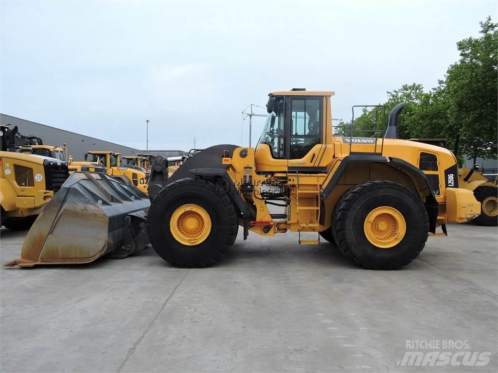 Volvo L250G GERMAN  휠로우더