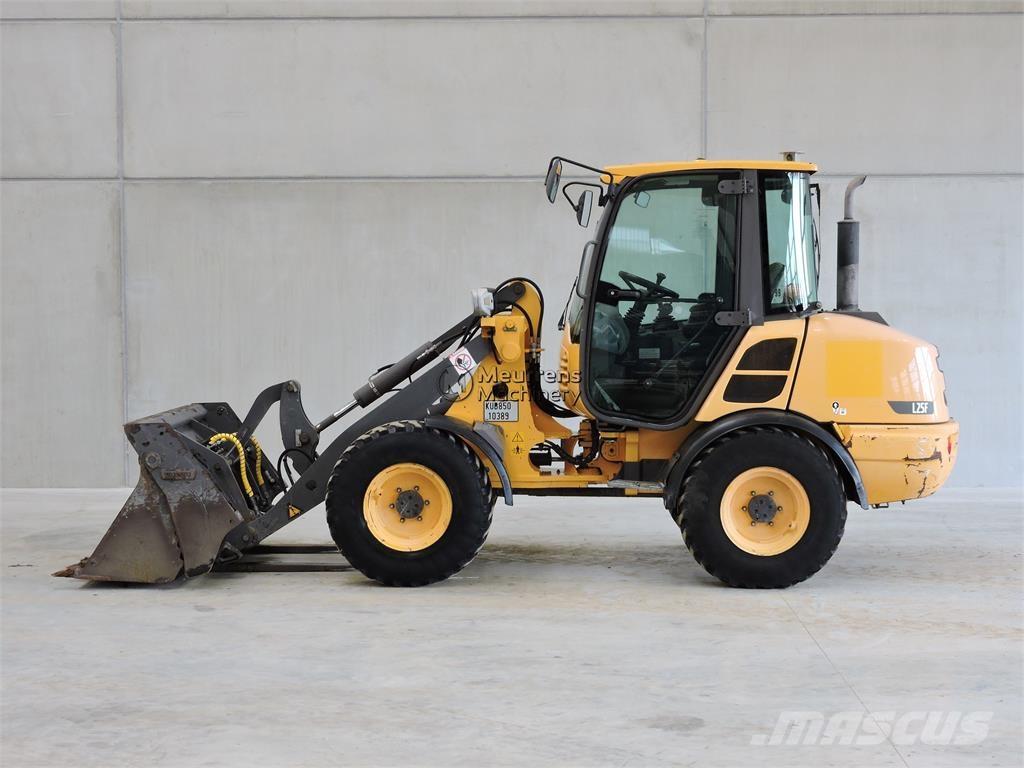 Volvo L25F + FORK  휠로우더