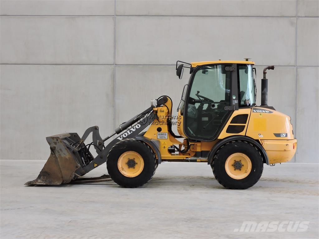 Volvo L25F + FORK  휠로우더