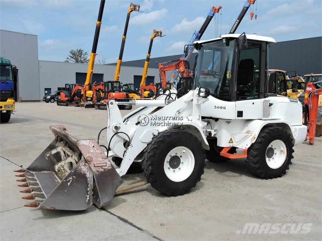 Volvo L30G + FORK  휠로우더