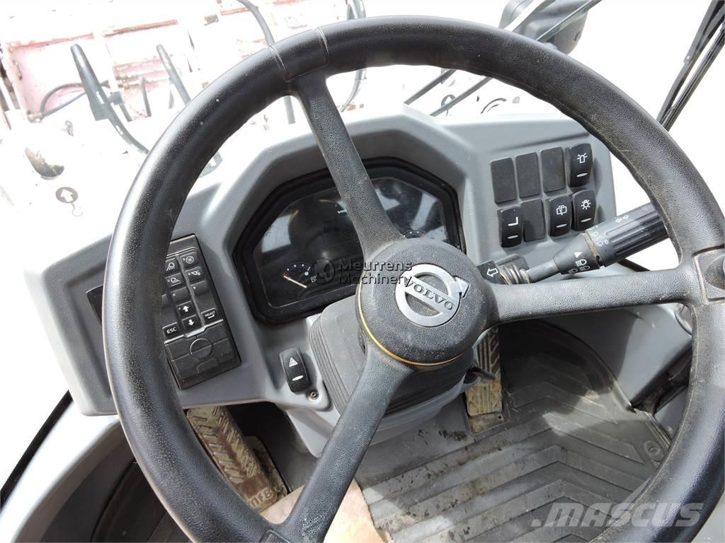 Volvo L30G + FORK  휠로우더