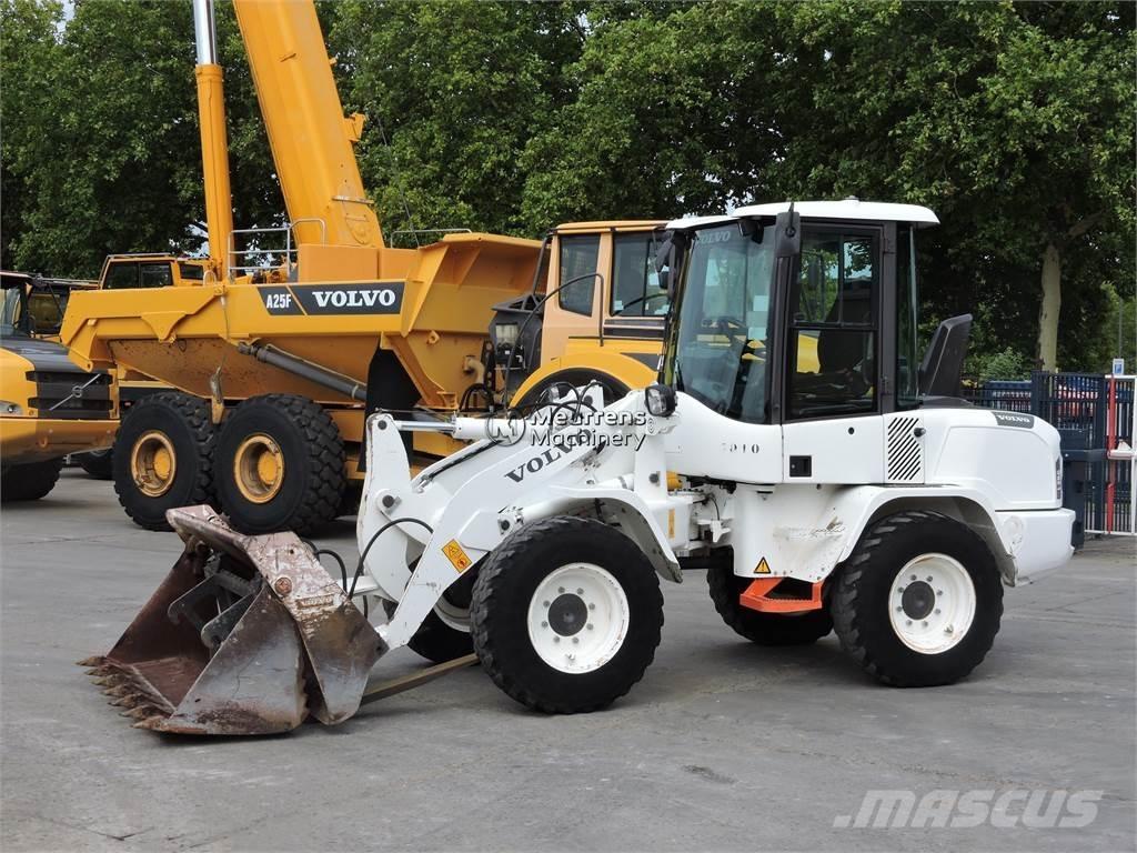 Volvo L30G + FORK  휠로우더