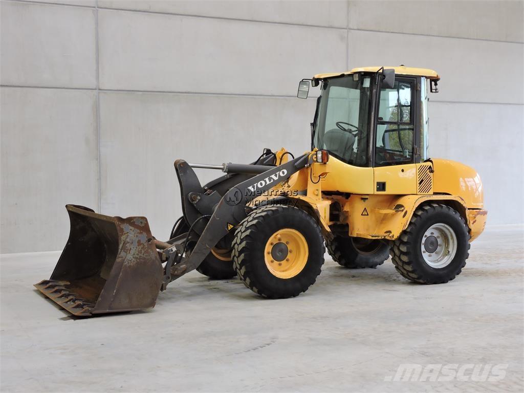 Volvo L35B  휠로우더