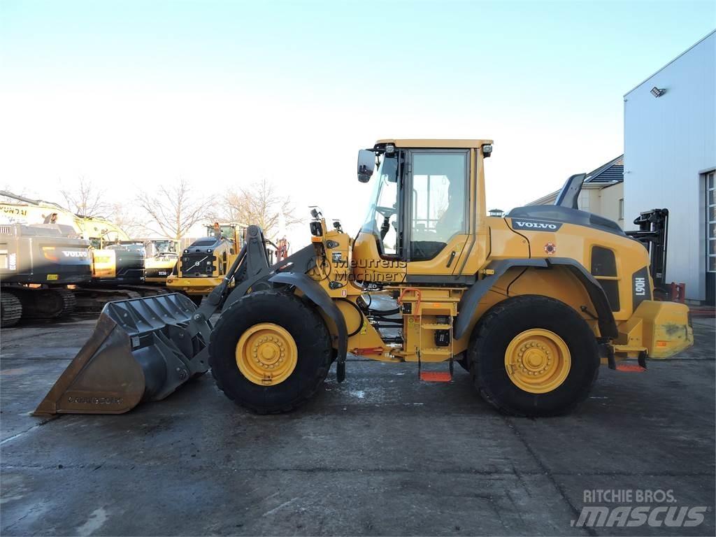 Volvo L90H  휠로우더