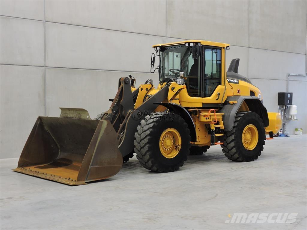 Volvo L90H  휠로우더