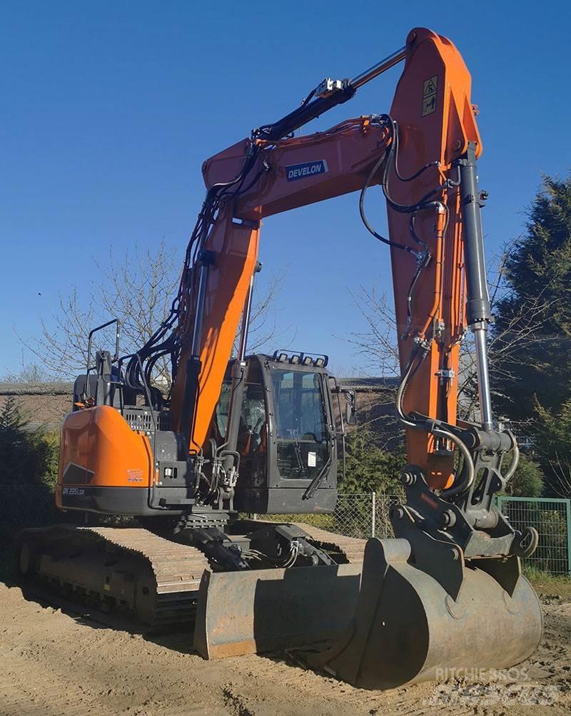 Develon DX 235 LCR-7 대형 굴삭기 29톤 이상