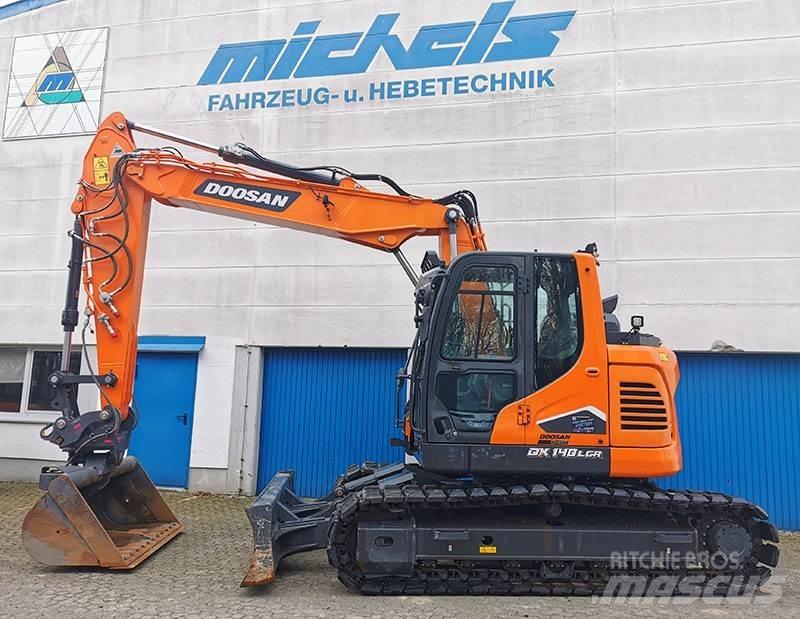 Doosan DX 140 LCR-7 대형 굴삭기 29톤 이상