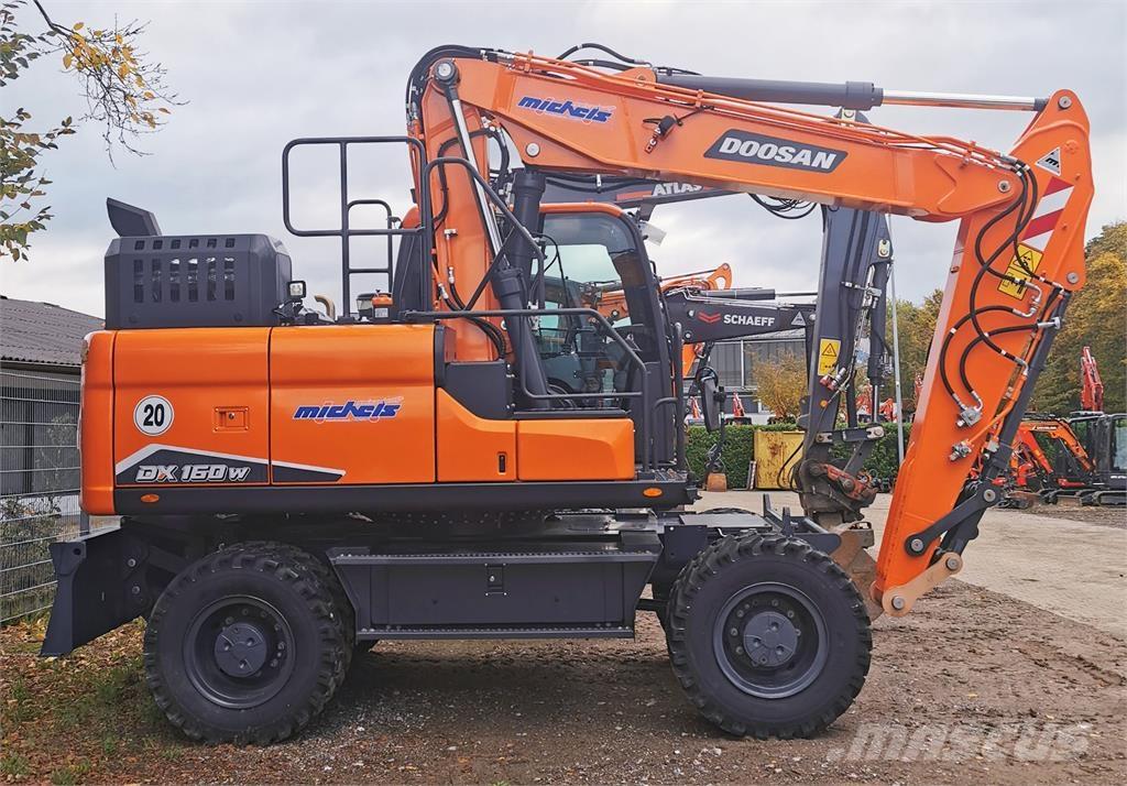 Doosan DX 160 W-7  휠 굴삭기