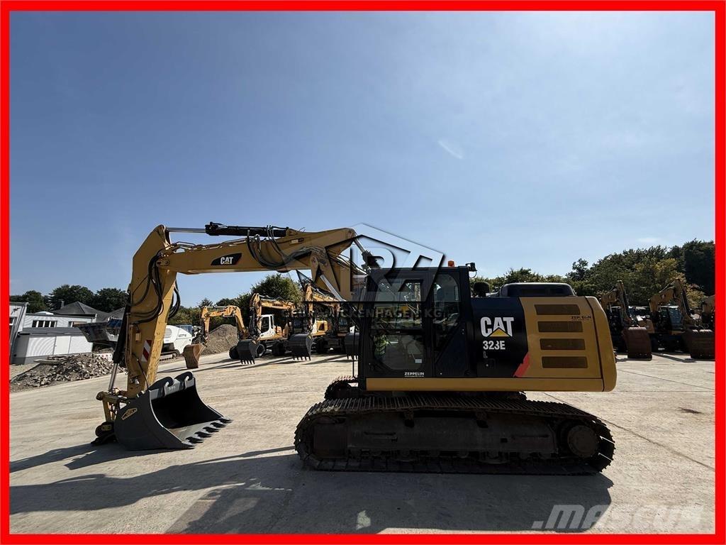 CAT 323 EL 대형 굴삭기 29톤 이상