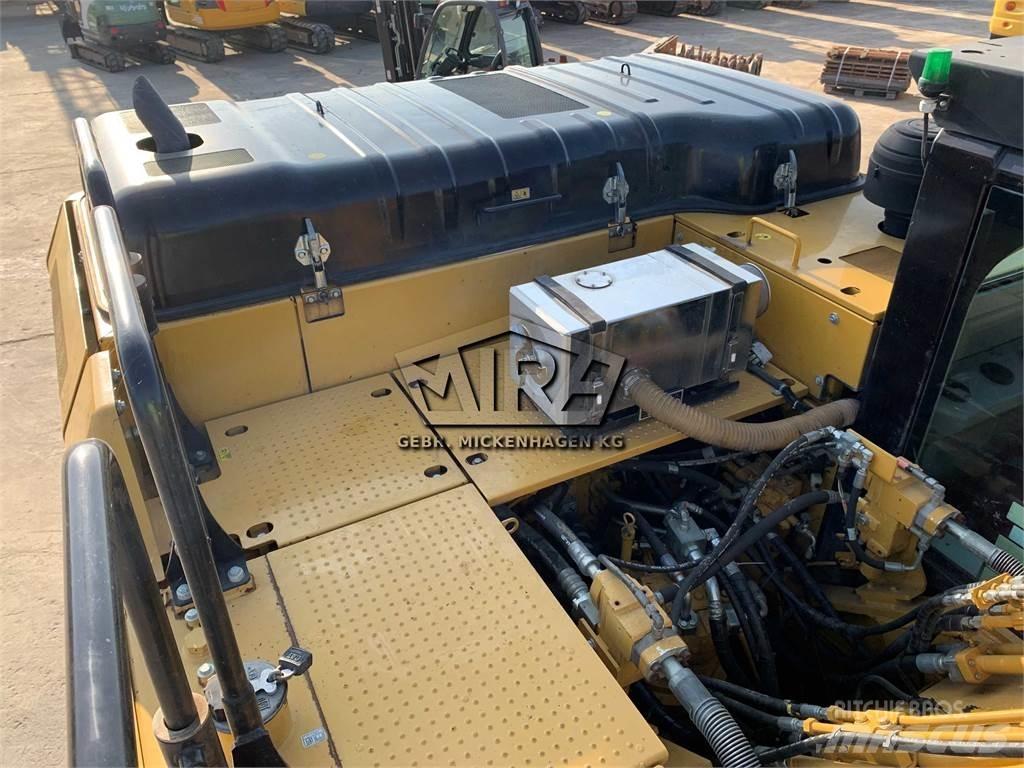 CAT 326F LN 대형 굴삭기 29톤 이상