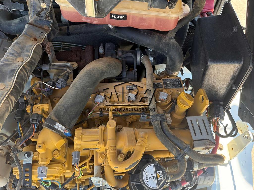 CAT 908 M  휠로우더