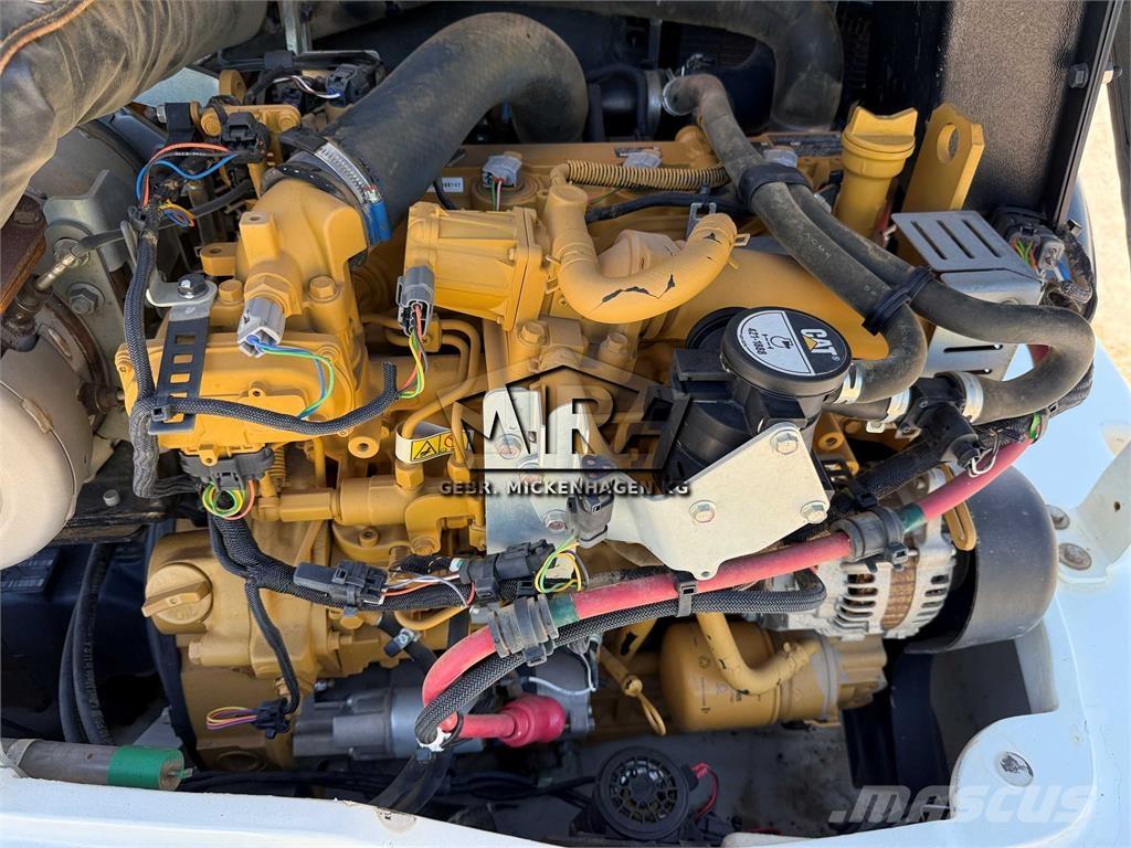 CAT 908 M  휠로우더