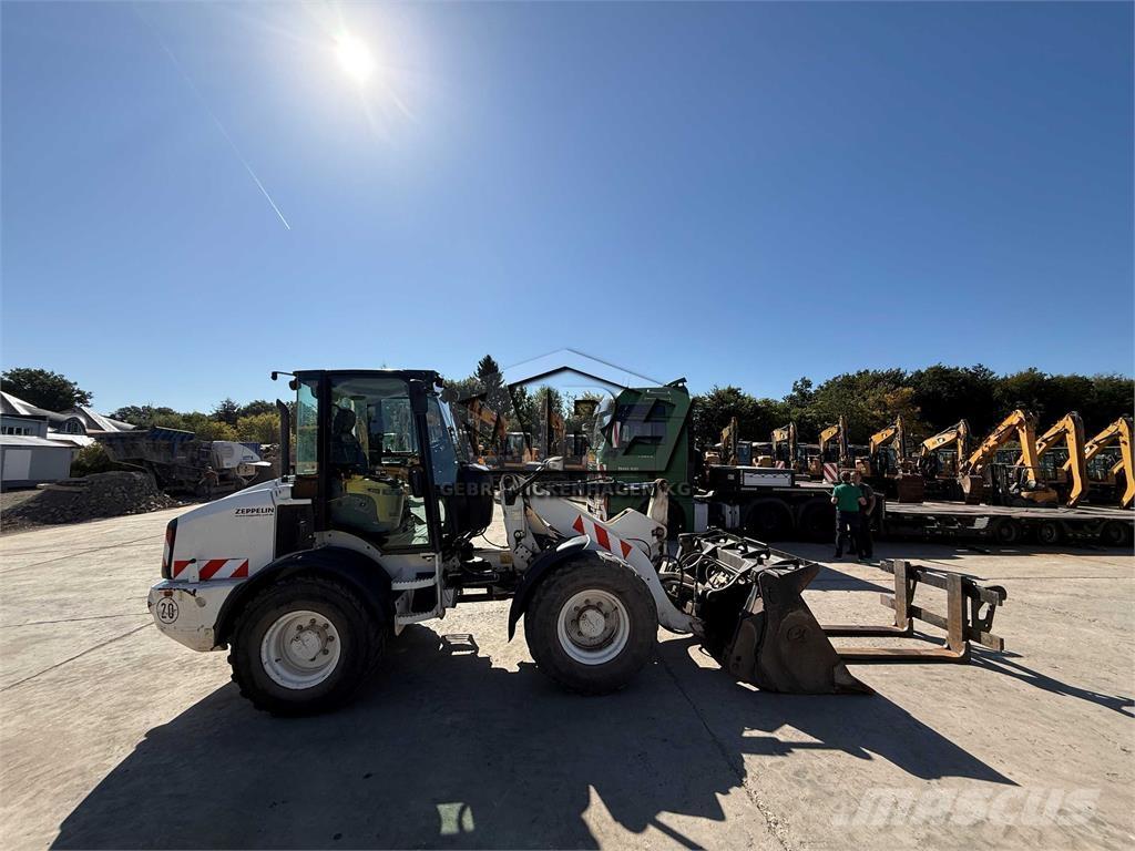 CAT 908 M  휠로우더