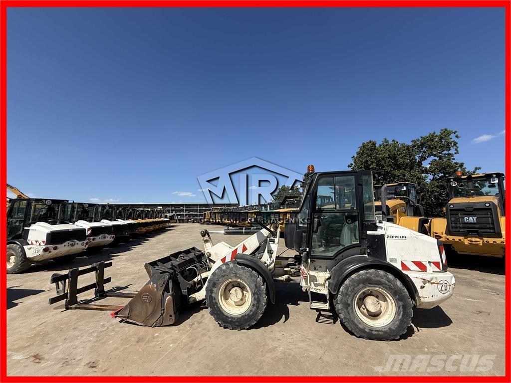 CAT 908 M  휠로우더
