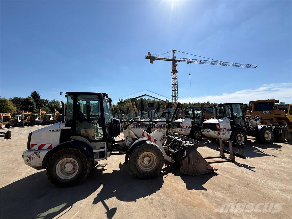 CAT 908 M  휠로우더