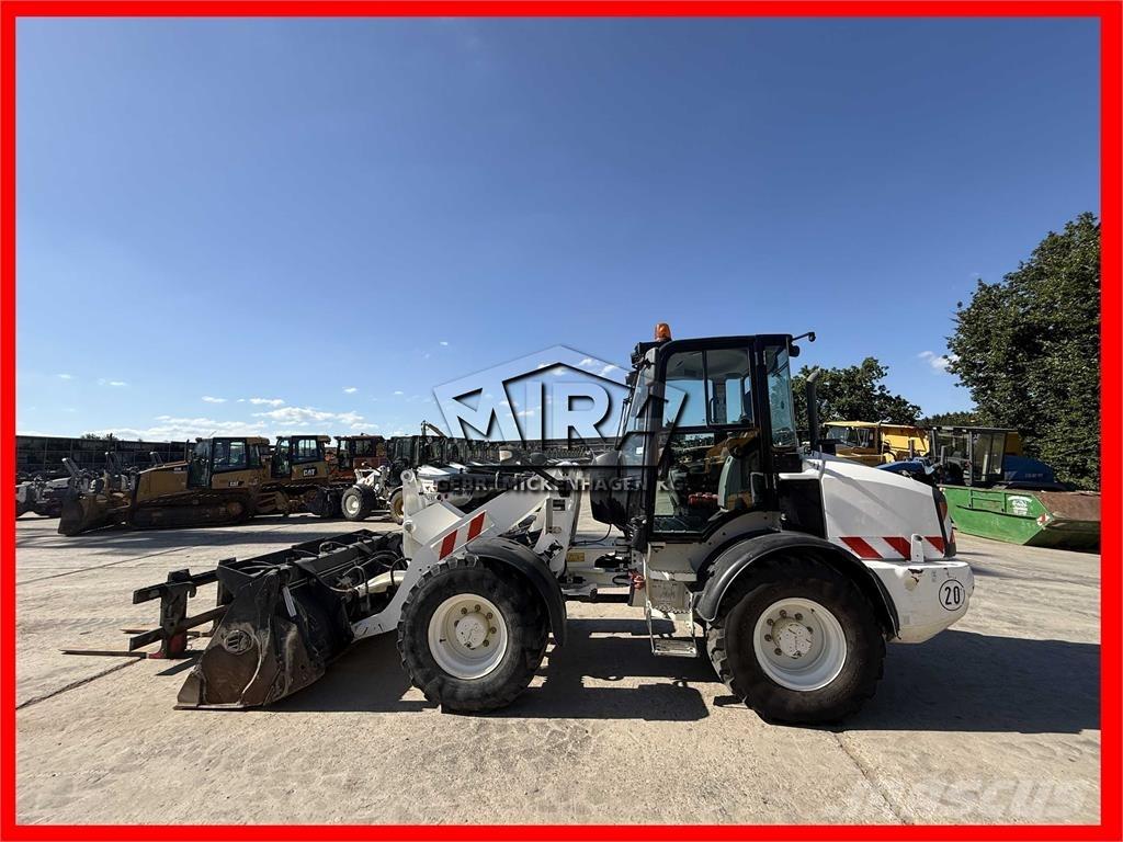CAT 908M  휠로우더
