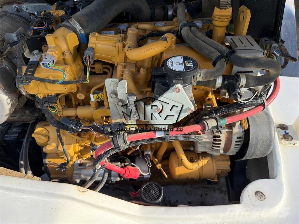 CAT 908M  휠로우더
