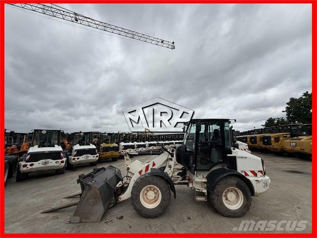 CAT 908M  휠로우더