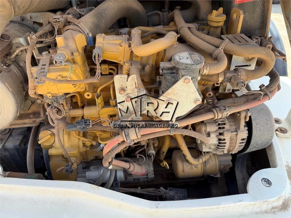 CAT 908M  휠로우더