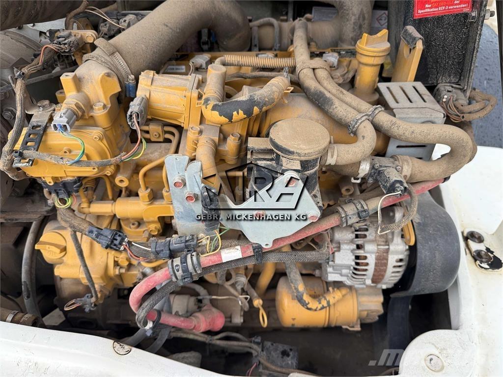 CAT 908M  휠로우더