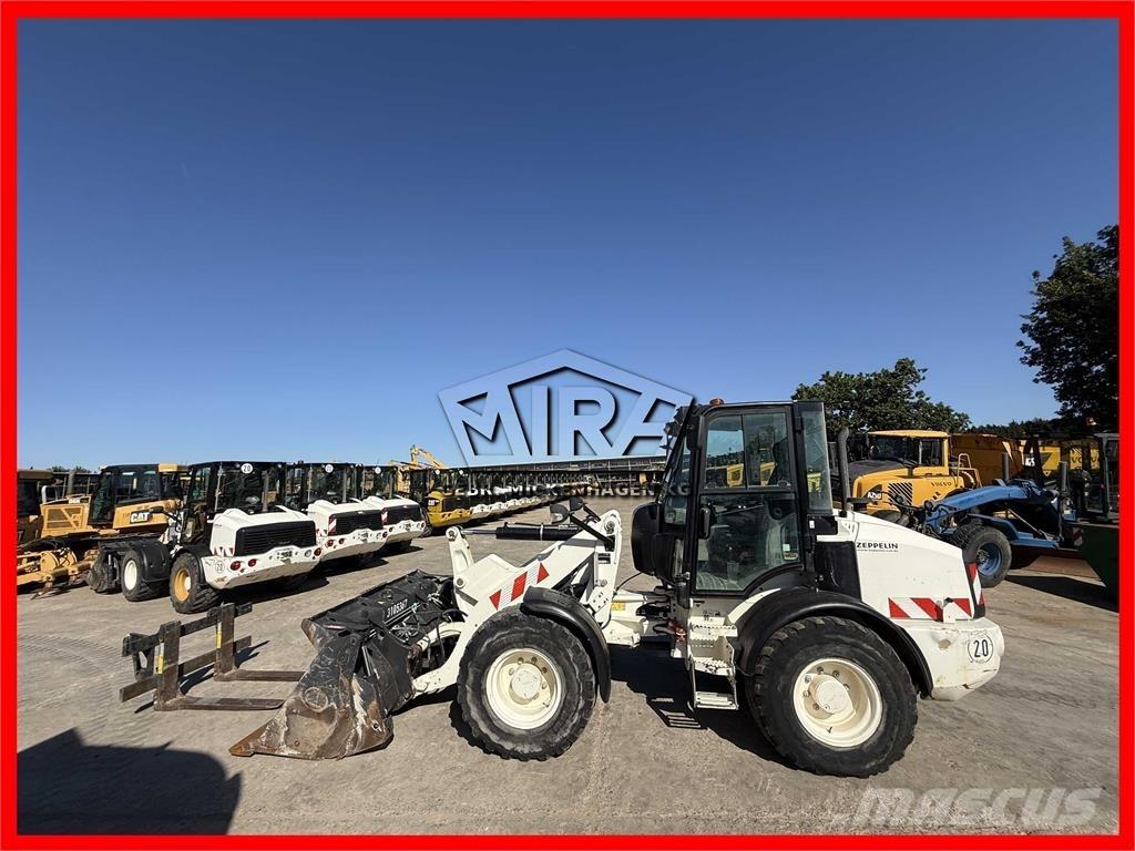 CAT 908M  휠로우더