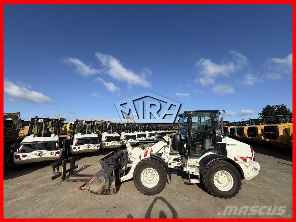 CAT 908M  휠로우더