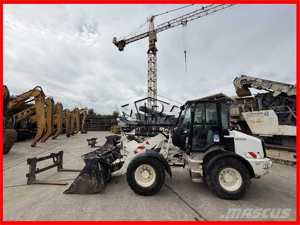CAT 908M  휠로우더